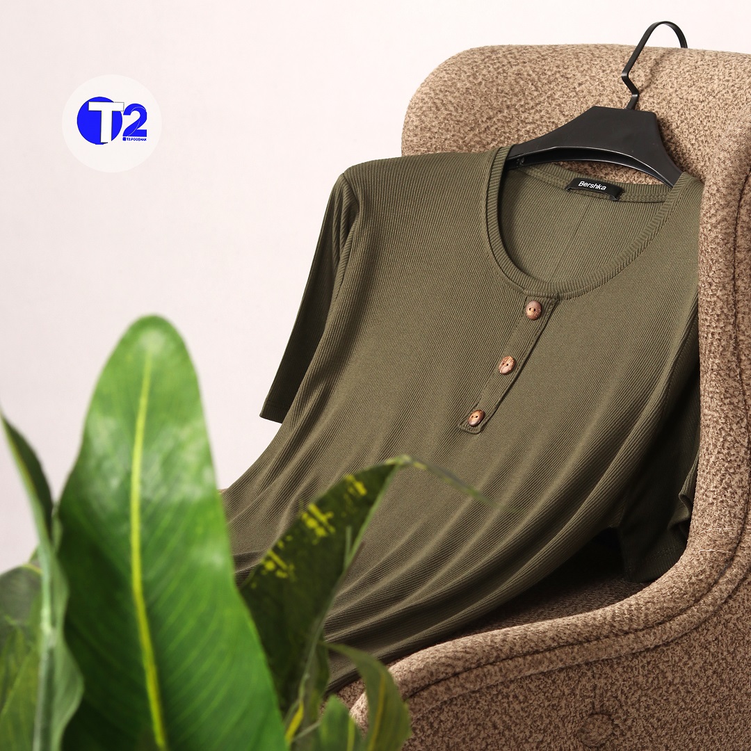 تیشرت بیگ سایز برشکا جلودکمه  پنج رنگ اصلی (2990)