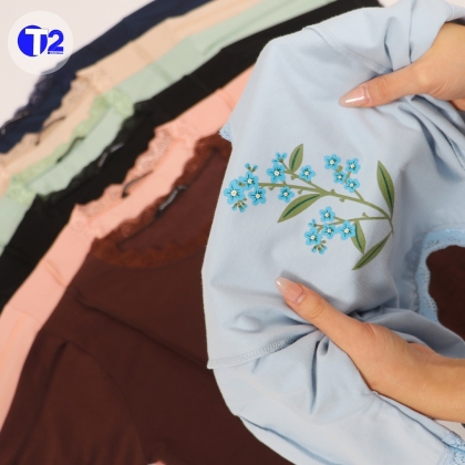 تیشرت  کراپ باکسی شکوفه آبی  گیپوری(3125)